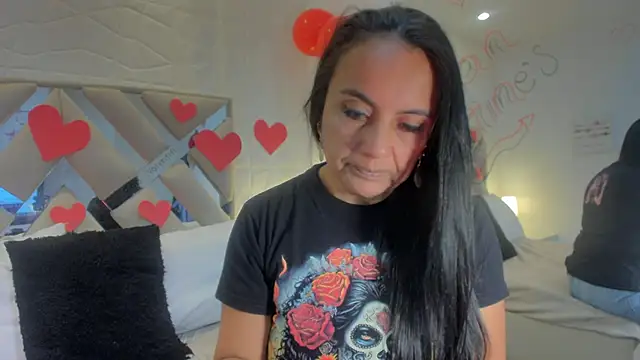 raquell moore online show from February 15, 5:07 pm