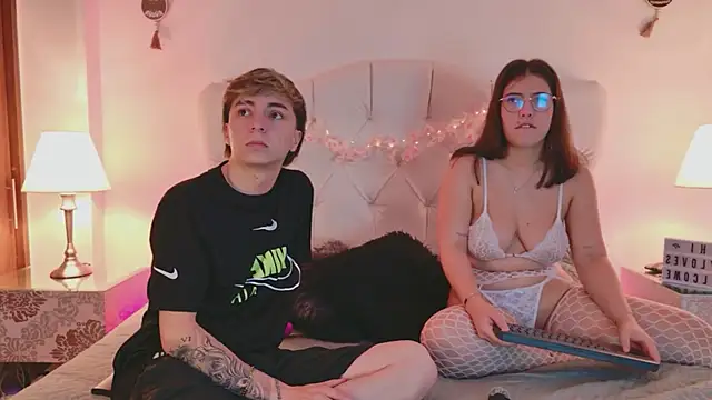 Snapshot of ethan_and_ava chatting on September 25, 2:59 am ethan and ava online show from September 25, 2:59 am