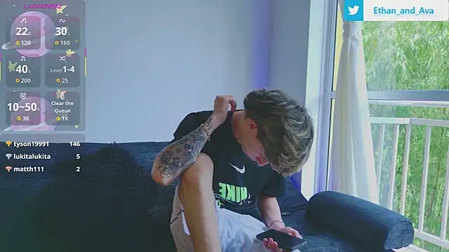 Snapshot of ethan_and_ava chatting on October 12, 3:11 pm ethan and ava online show from October 12, 3:11 pm