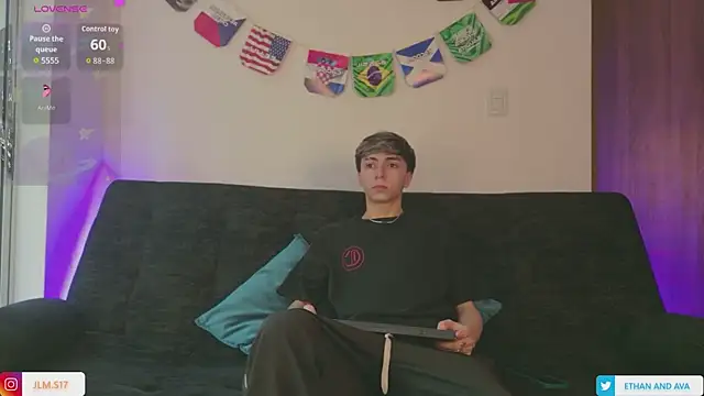ethan and ava online show from July 19, 12:20 pm