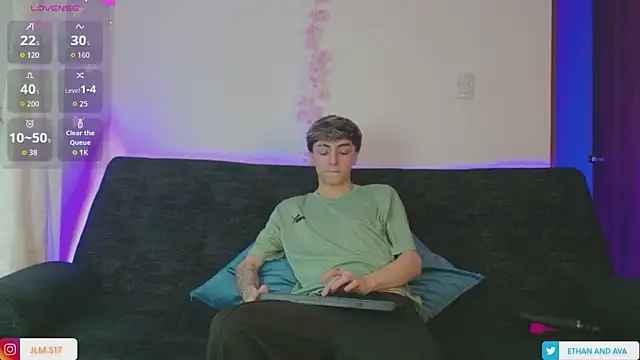 ethan and ava online show from July 23, 12:25 pm