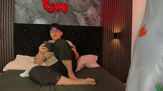 Snapshot of vanilla_hot chatting on February 18, 1:22 pm vanilla hot online show from February 18, 1:22 pm