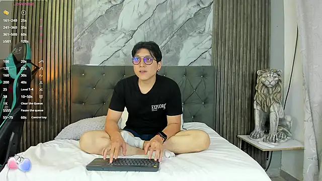 Snapshot of vanilla_hot chatting on March 2, 7:23 pm vanilla hot online show from March 2, 7:23 pm