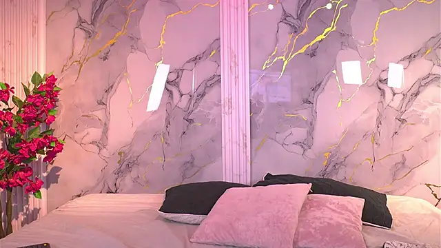 vanilla hot online show from November 23, 7:35 pm