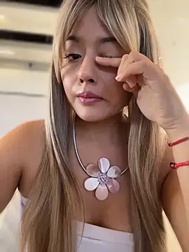monicavictoria1301 online show from June 6, 2:11 pm