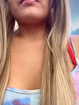 monicavictoria1301 online show from June 13, 11:41 am