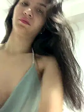 Snapshot of Bella_still chatting on September 16, 12:50 pm Bella still online show from September 16, 12:50 pm