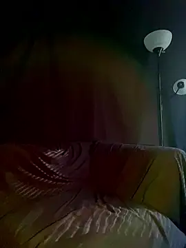 xoxoHotCoCo online show from January 12, 6:35 pm