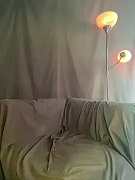 xoxoHotCoCo online show from February 1, 4:05 pm