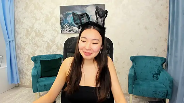 AnnaReyla online show from February 7, 5:31 am