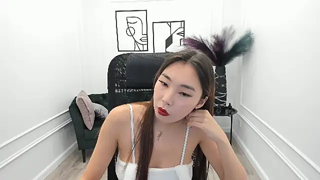 AnnaReyla online show from September 10, 11:21 am