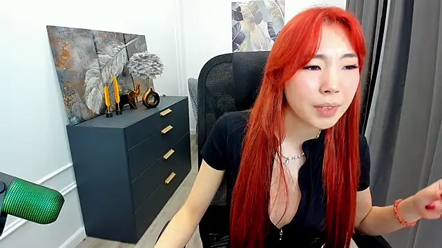 Snapshot of AnnaReyla chatting on March 26, 7:41 pm AnnaReyla online show from March 26, 7:41 pm