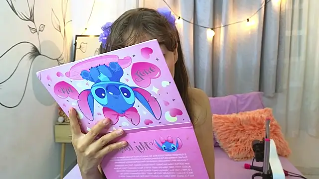 SERAFINA  online show from October 22, 12:49 pm