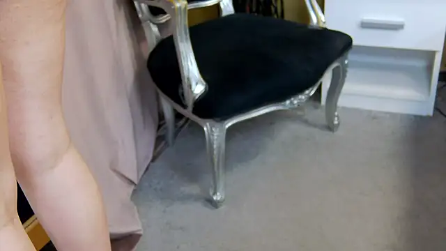 Snapshot of Annabellerise chatting on February 20, 6:13 pm Annabellerise online show from February 20, 6:13 pm