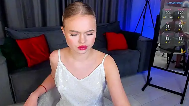 MilaFink online show from February 10, 1:33 pm