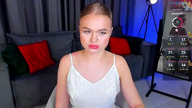 MilaFink online show from February 10, 4:36 pm