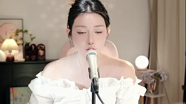 Dou-Dou-er online show from November 12, 1:44 pm