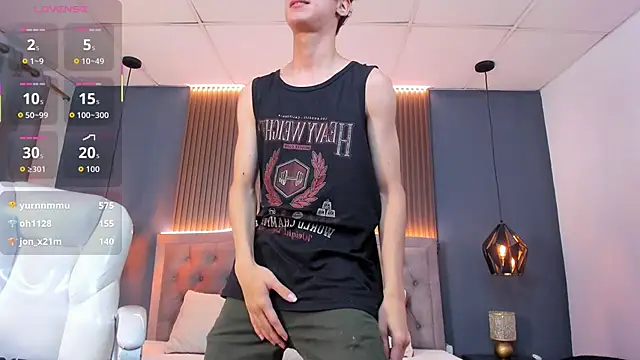 Cum hunters online show from September 26, 3:21 am