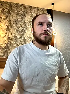 Snapshot of _XxX-XxX_ chatting on September 30, 12:21 pm XxX-XxX online show from September 30, 12:21 pm