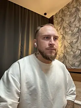 Snapshot of _XxX-XxX_ chatting on October 11, 10:19 pm XxX-XxX online show from October 11, 10:19 pm