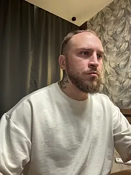 Snapshot of _XxX-XxX_ chatting on October 13, 10:43 pm XxX-XxX online show from October 13, 10:43 pm