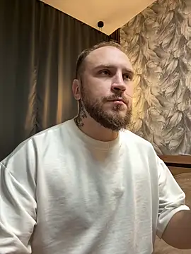 Snapshot of _XxX-XxX_ chatting on October 16, 2:45 am XxX-XxX online show from October 16, 2:45 am