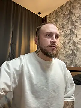 Snapshot of _XxX-XxX_ chatting on October 18, 2:14 am XxX-XxX online show from October 18, 2:14 am