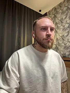 Snapshot of _XxX-XxX_ chatting on November 6, 4:52 pm XxX-XxX online show from November 6, 4:52 pm