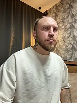 Snapshot of _XxX-XxX_ chatting on November 9, 3:21 pm XxX-XxX online show from November 9, 3:21 pm