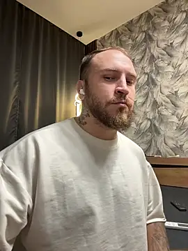 Snapshot of _XxX-XxX_ chatting on November 17, 8:47 pm XxX-XxX online show from November 17, 8:47 pm