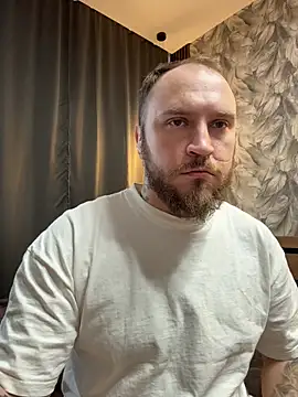 Snapshot of _XxX-XxX_ chatting on December 1, 11:48 am XxX-XxX online show from December 1, 11:48 am