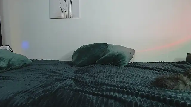 Snapshot of miuri_miy chatting on February 12, 10:26 pm miuri miy online show from February 12, 10:26 pm