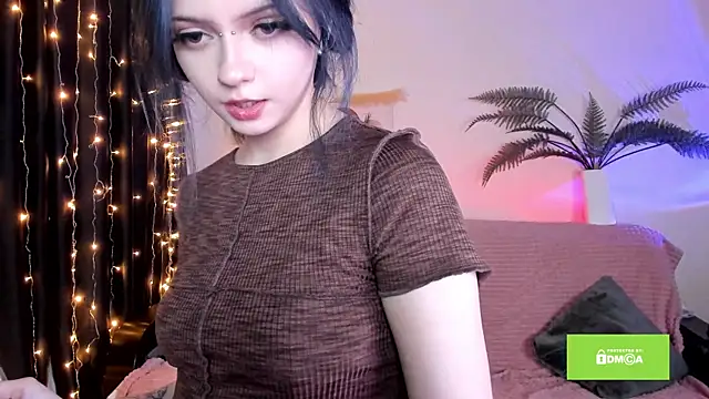 Snapshot of miuri_miy chatting on February 19, 5:27 pm miuri miy online show from February 19, 5:27 pm