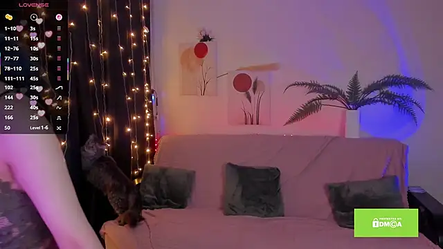 Snapshot of miuri_miy chatting on March 5, 4:24 pm miuri miy online show from March 5, 4:24 pm