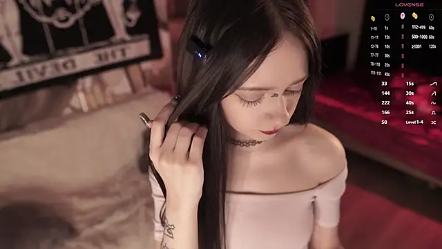 Snapshot of miuri_miy chatting on November 13, 6:51 pm miuri miy online show from November 13, 6:51 pm