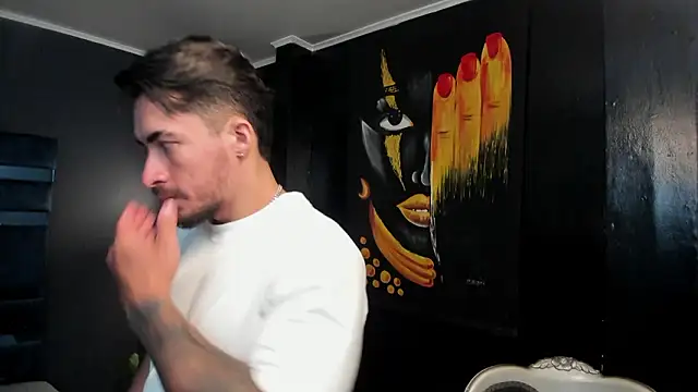 Snapshot of Brad_Summer chatting on March 12, 11:22 pm Brad Summer online show from March 12, 11:22 pm