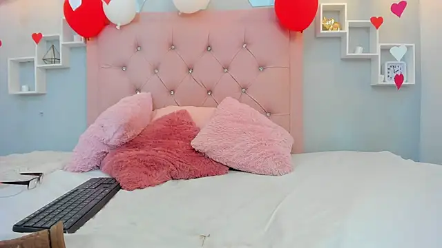 Penelope wine online show from February 28, 5:48 pm
