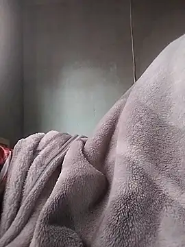 LaneYam online show from March 8, 8:07 am