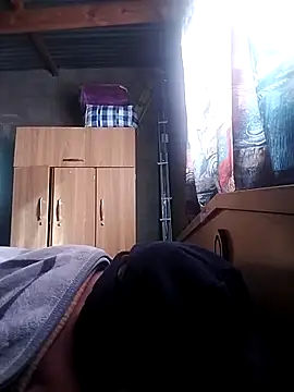 Snapshot of LaneYam chatting on July 18, 7:12 am LaneYam online show from July 18, 7:12 am