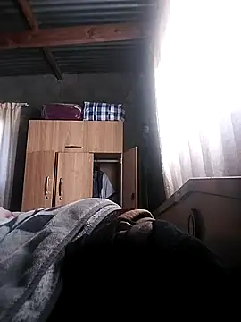 Snapshot of LaneYam chatting on August 3, 6:45 am LaneYam online show from August 3, 6:45 am