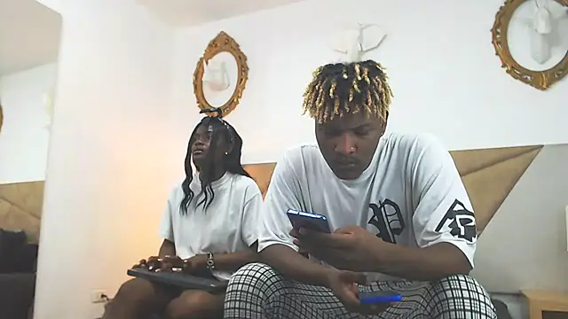 Snapshot of Axel_black1 chatting on February 4, 6:06 pm Axel black1 online show from February 4, 6:06 pm