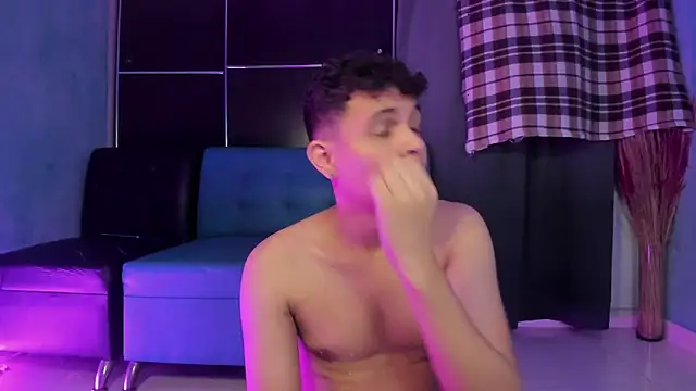 CoupleTwink12 online show from January 27, 3:26 am