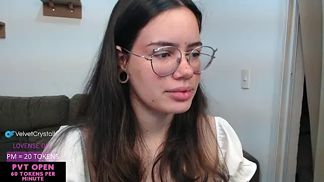 crystalll room online show from September 24, 2:48 am