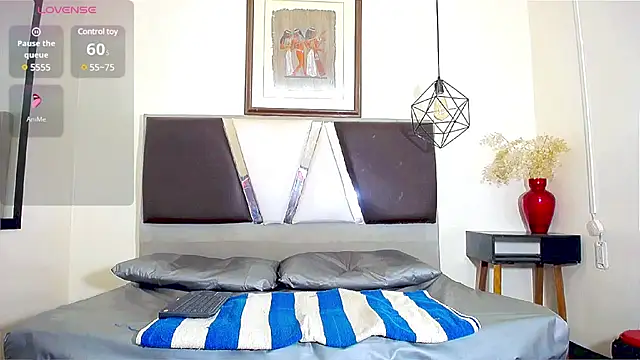 Snapshot of monserrat_deranet chatting on January 22, 6:10 am monserrat deranet online show from January 22, 6:10 am