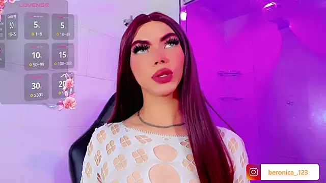 Snapshot of monserrat_deranet chatting on January 29, 10:43 pm monserrat deranet online show from January 29, 10:43 pm