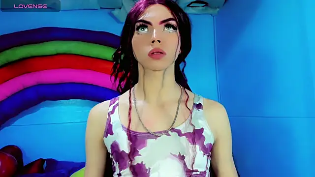 Snapshot of monserrat_deranet chatting on February 18, 10:47 pm monserrat deranet online show from February 18, 10:47 pm