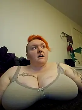 CorgiGodez98 online show from November 9, 3:49 am