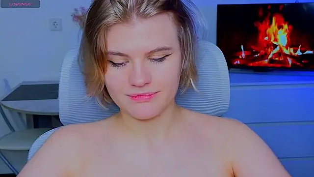 Snapshot of _JessieVibes chatting on January 22, 9:10 pm JessieVibes online show from January 22, 9:10 pm