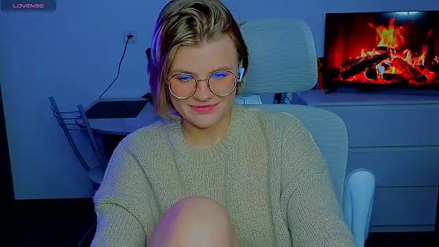 Snapshot of _JessieVibes chatting on February 2, 4:54 pm JessieVibes online show from February 2, 4:54 pm