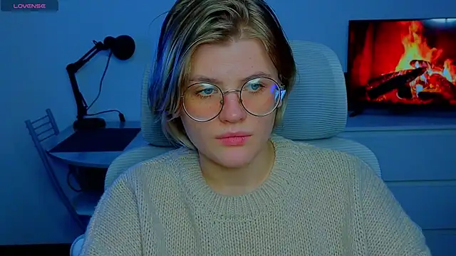 Snapshot of _JessieVibes chatting on February 2, 8:08 pm JessieVibes online show from February 2, 8:08 pm